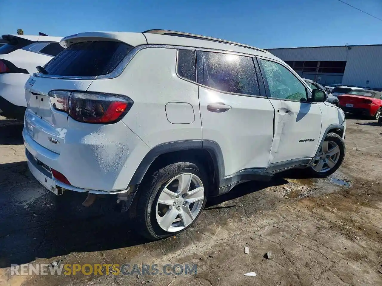3 Photograph of a damaged car 3C4NJCBB5NT166334 JEEP COMPASS 2022