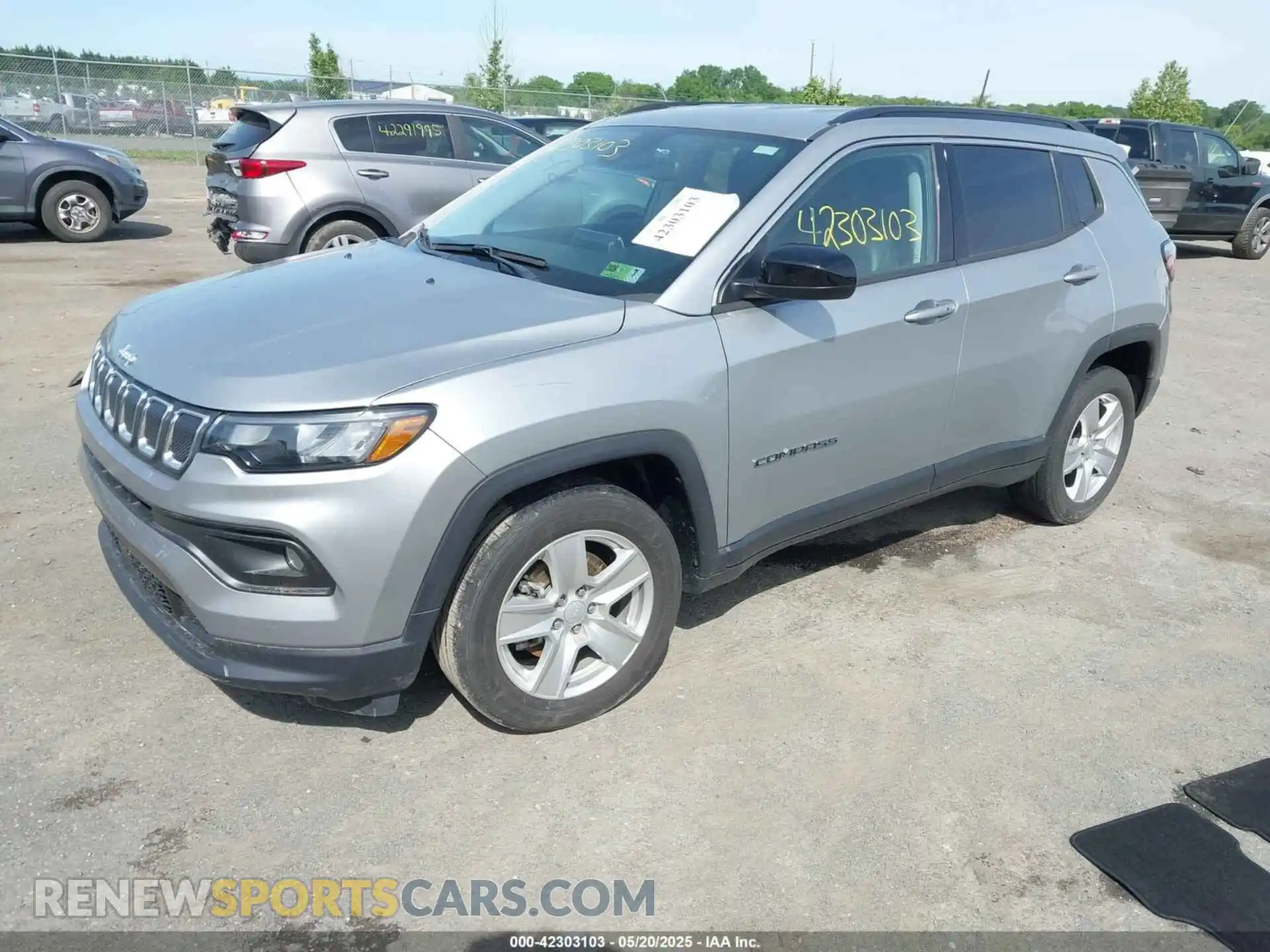 2 Photograph of a damaged car 3C4NJCBB6NT182719 JEEP COMPASS 2022