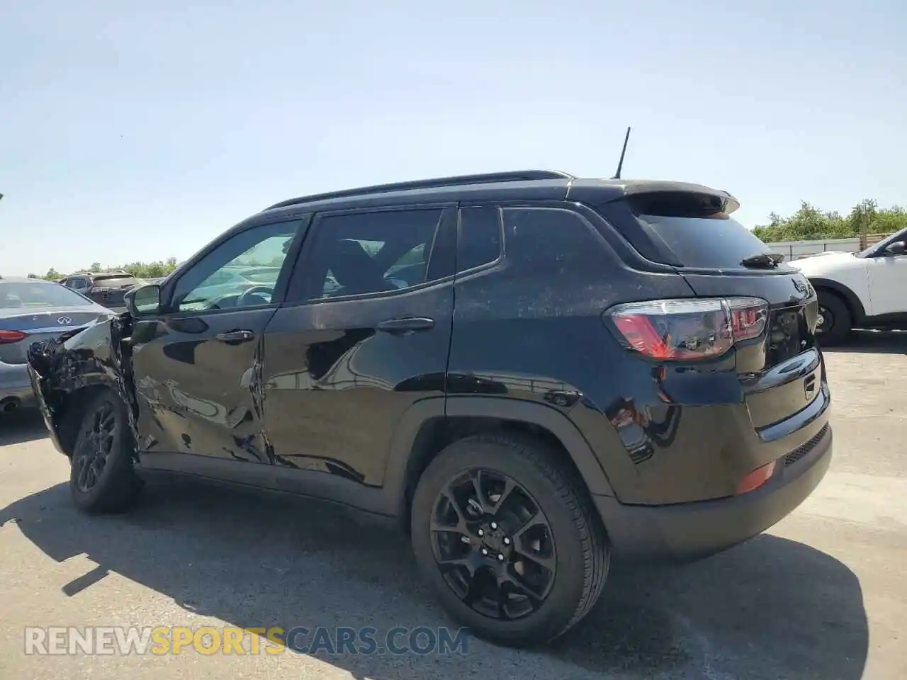 2 Photograph of a damaged car 3C4NJCBB6NT187791 JEEP COMPASS 2022