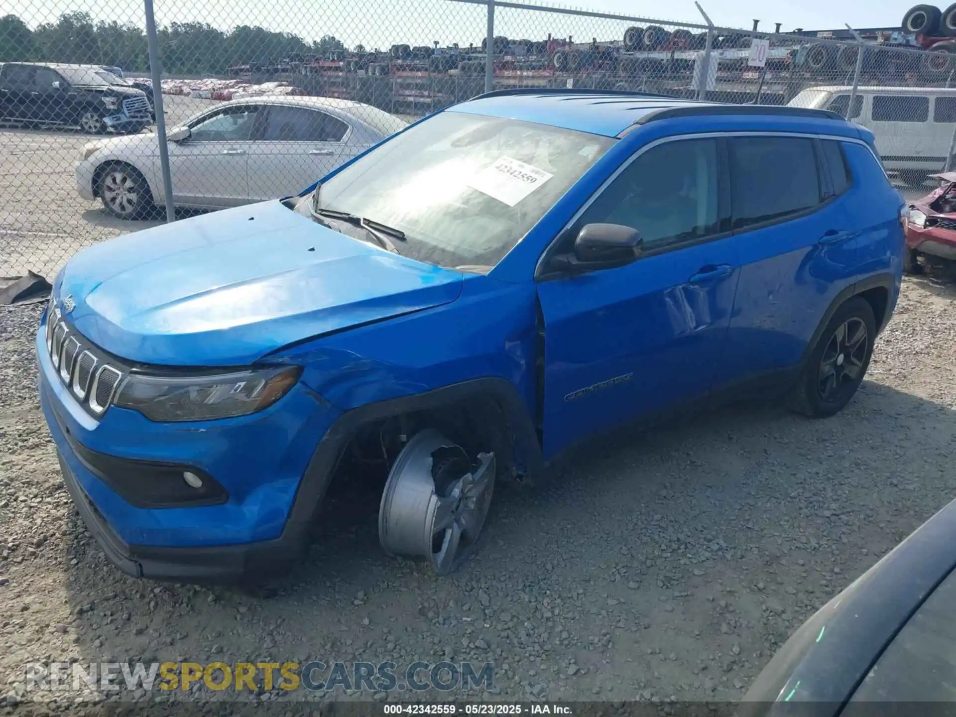 2 Photograph of a damaged car 3C4NJCBB6NT229148 JEEP COMPASS 2022