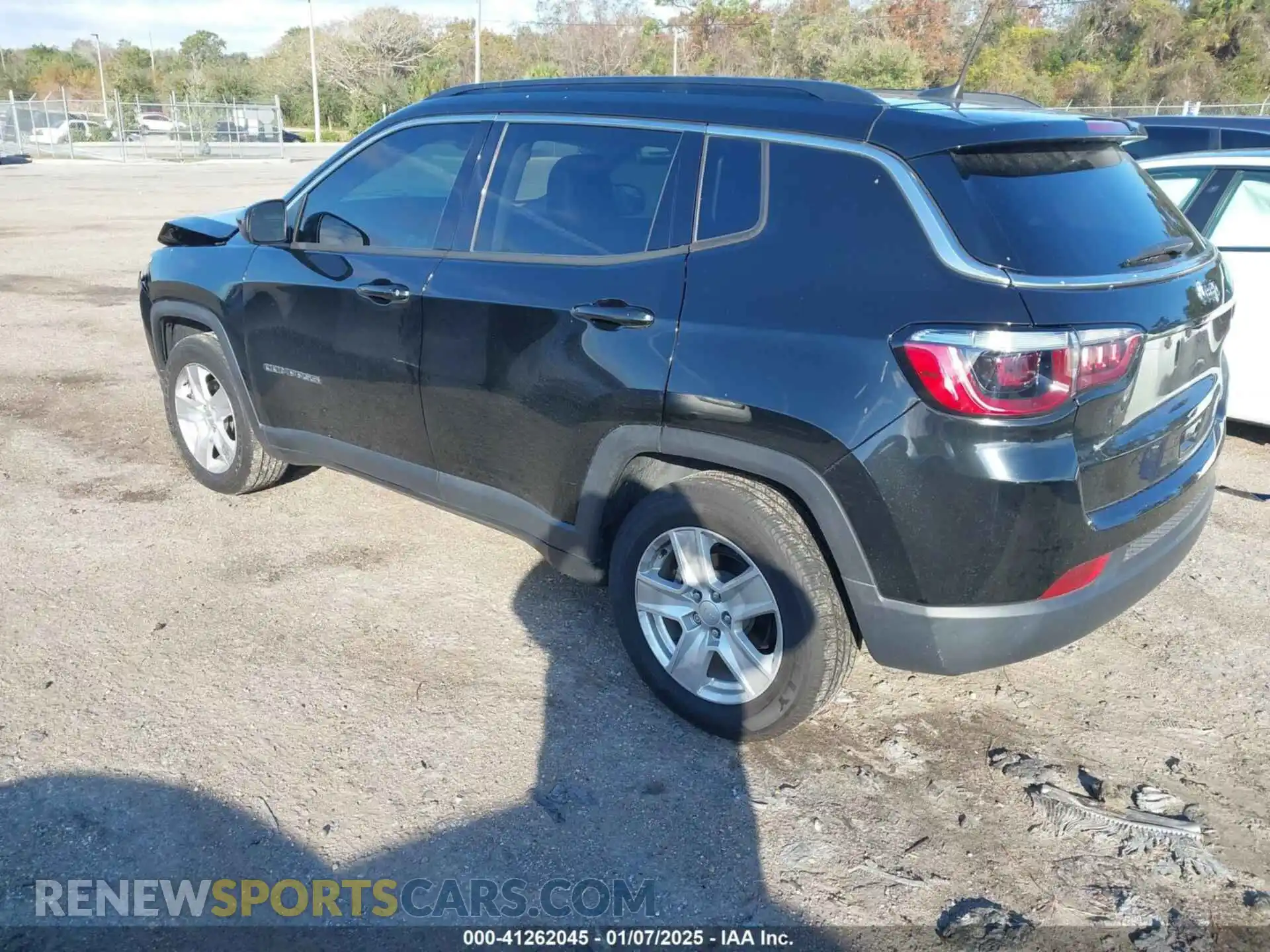 3 Photograph of a damaged car 3C4NJCBB7NT119144 JEEP COMPASS 2022