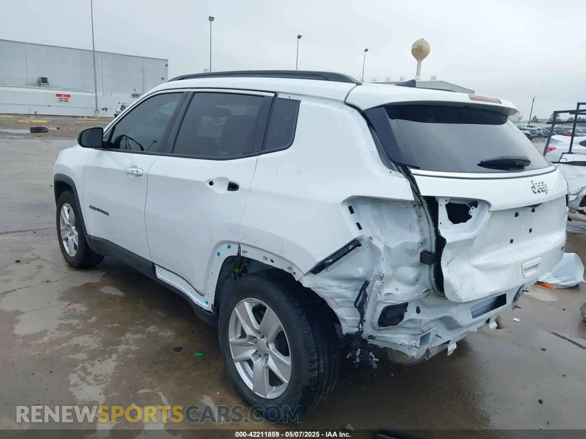 3 Photograph of a damaged car 3C4NJCBB8NT137619 JEEP COMPASS 2022