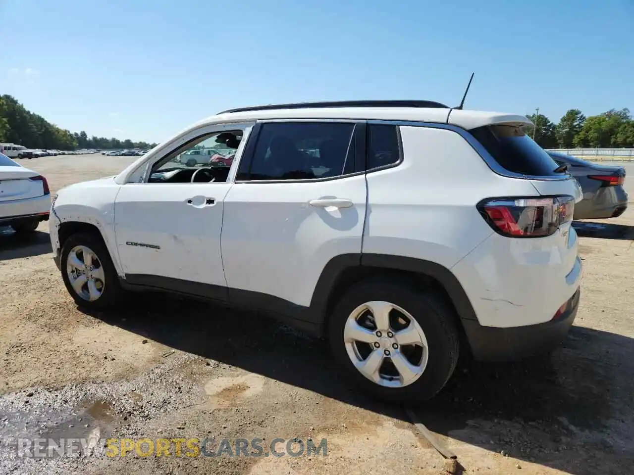 2 Photograph of a damaged car 3C4NJCBB9NT138276 JEEP COMPASS 2022