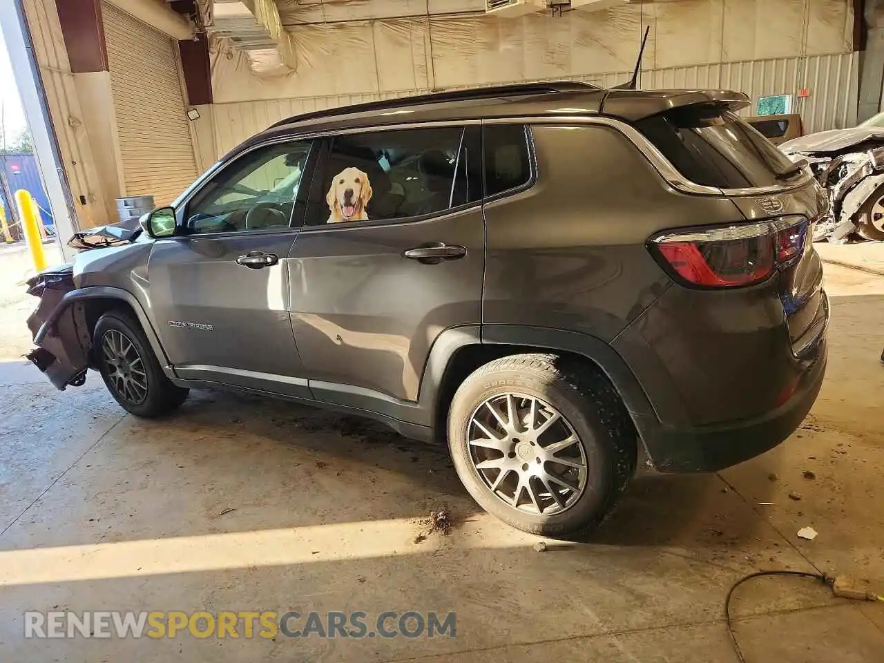 2 Photograph of a damaged car 3C4NJCBB9NT149228 JEEP COMPASS 2022