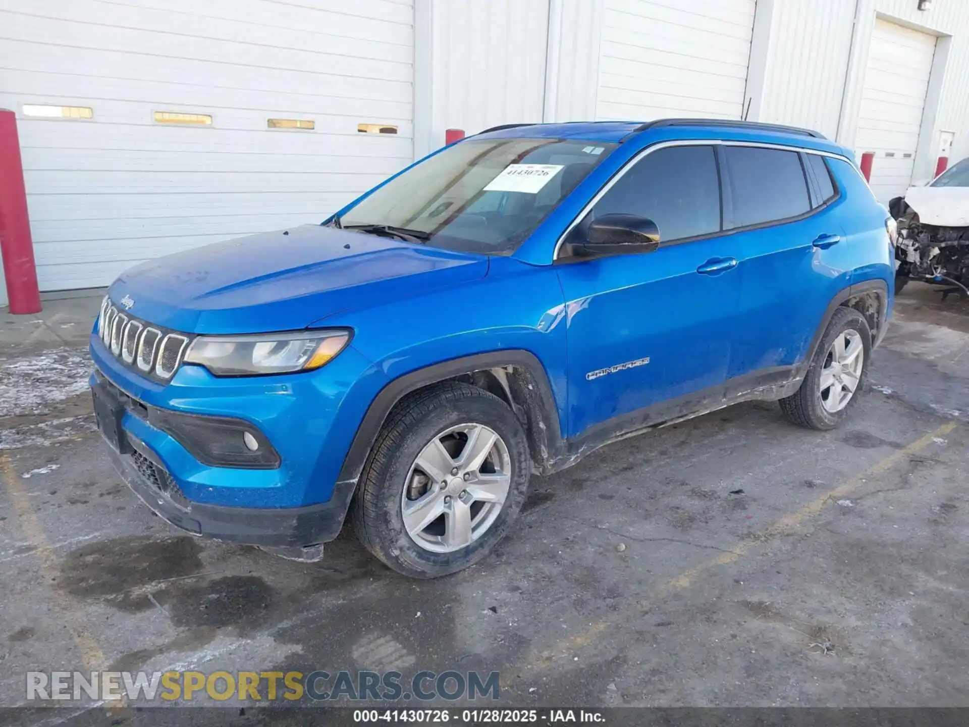 2 Photograph of a damaged car 3C4NJCBB9NT229290 JEEP COMPASS 2022