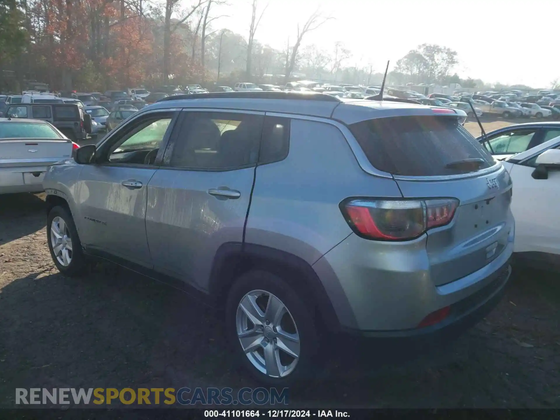 3 Photograph of a damaged car 3C4NJCBBXNT149268 JEEP COMPASS 2022