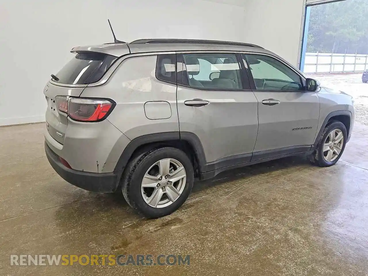 3 fotografías del automóvil dañado 3C4NJCBBXNT156320 JEEP COMPASS 2022