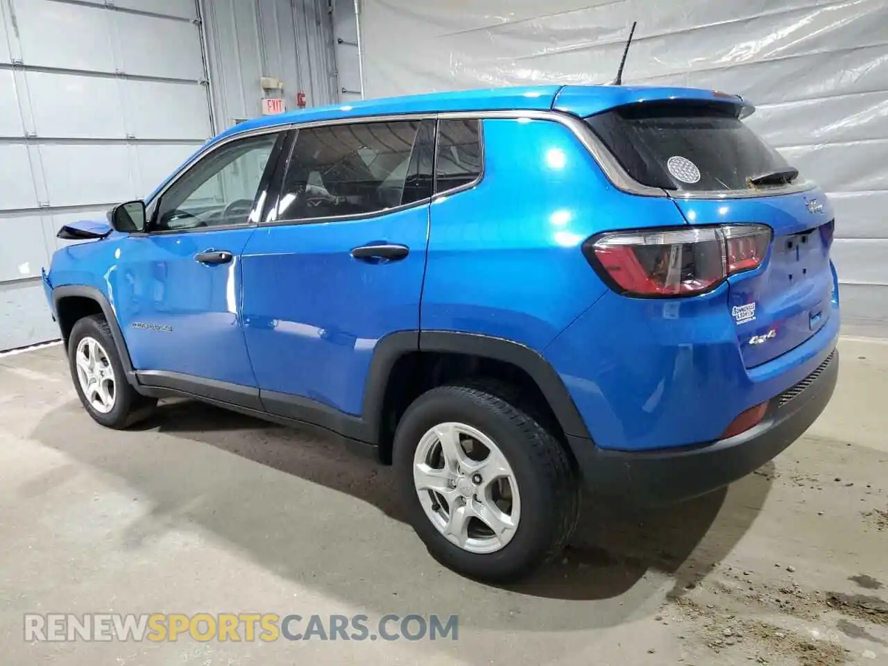 2 Фотография поврежденного автомобиля 3C4NJDAB0NT221070 JEEP COMPASS 2022
