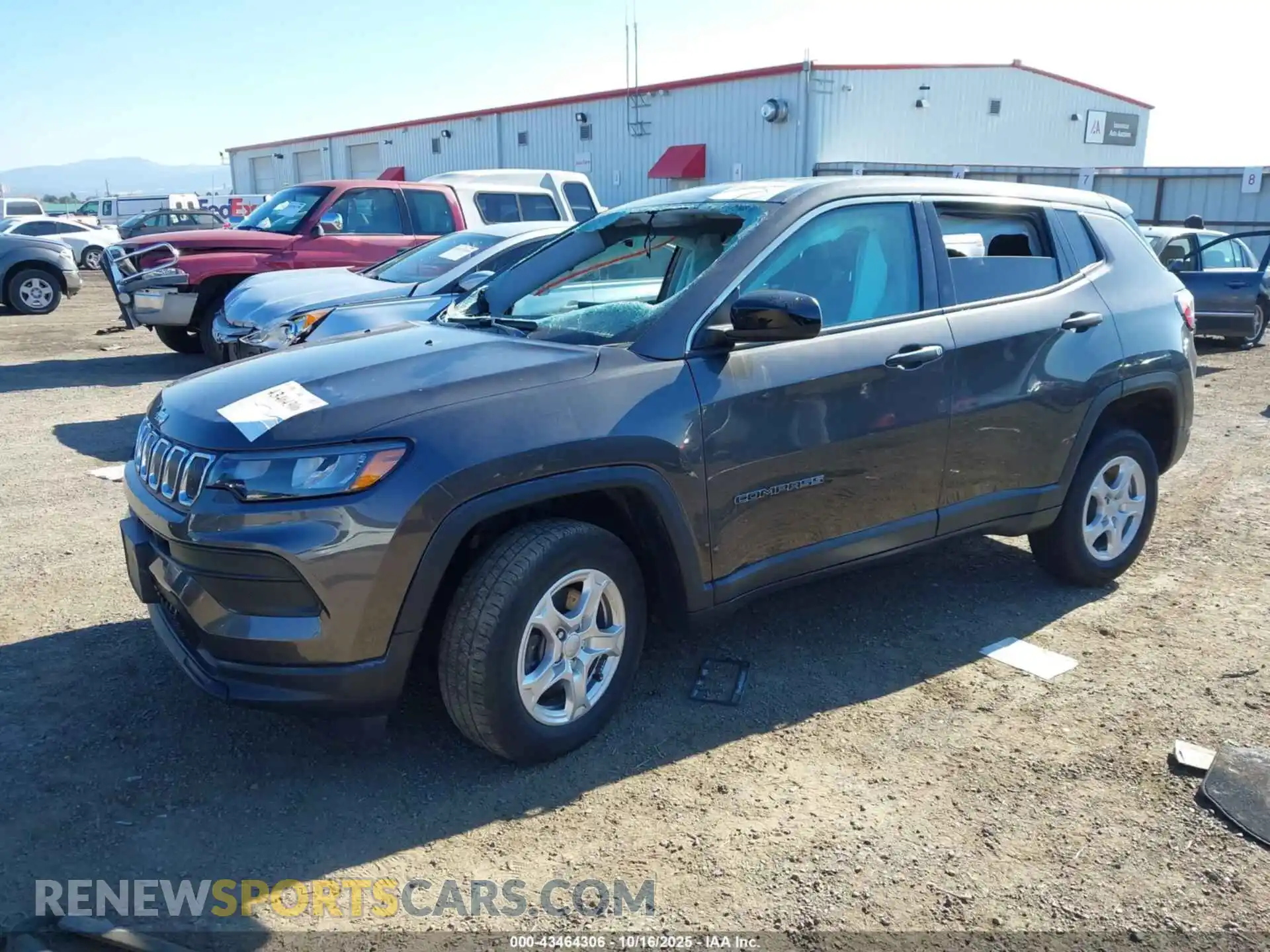2 Photograph of a damaged car 3C4NJDAB2NT215416 JEEP COMPASS 2022