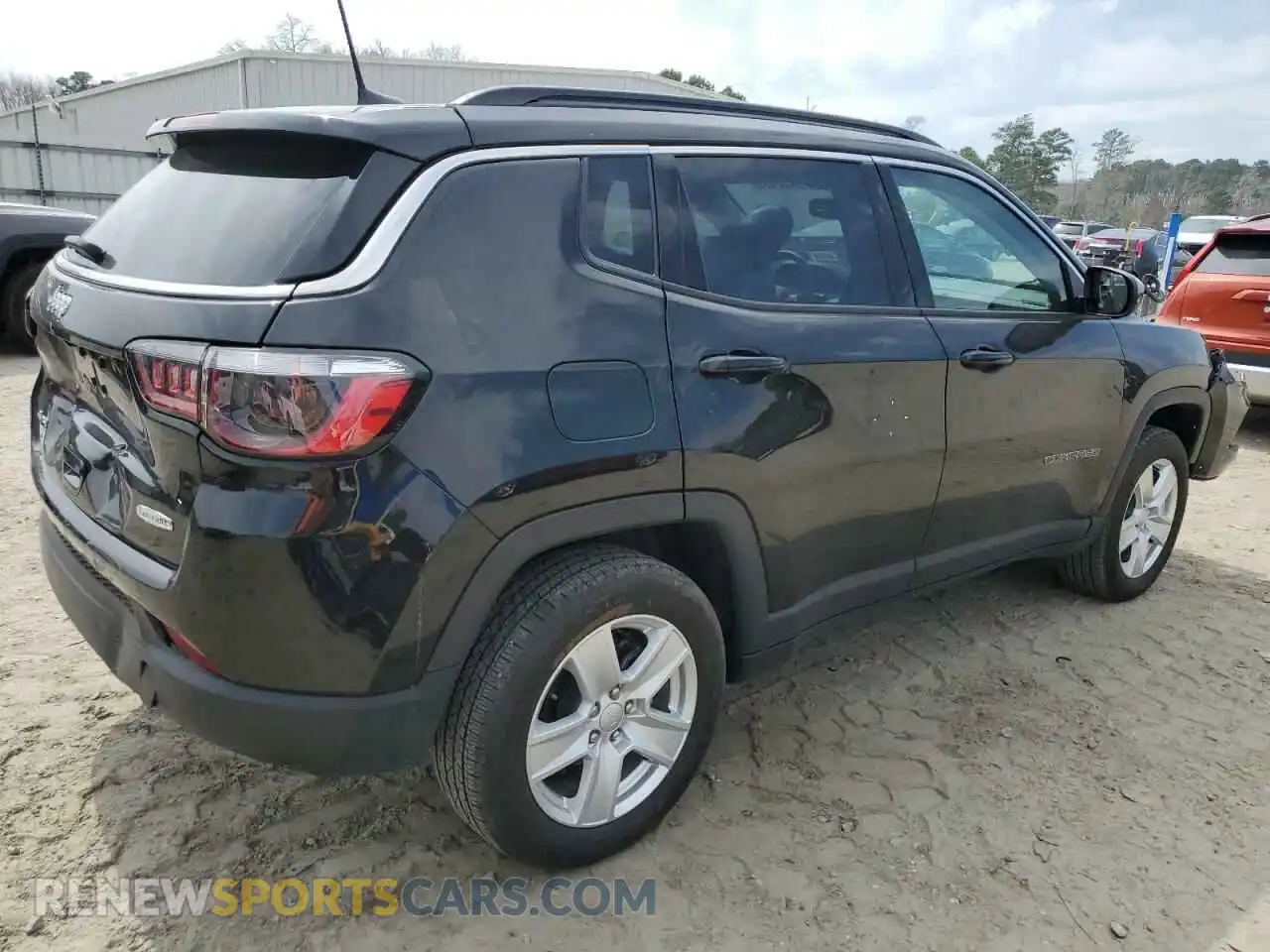 3 Photograph of a damaged car 3C4NJDBB0NT121596 JEEP COMPASS 2022