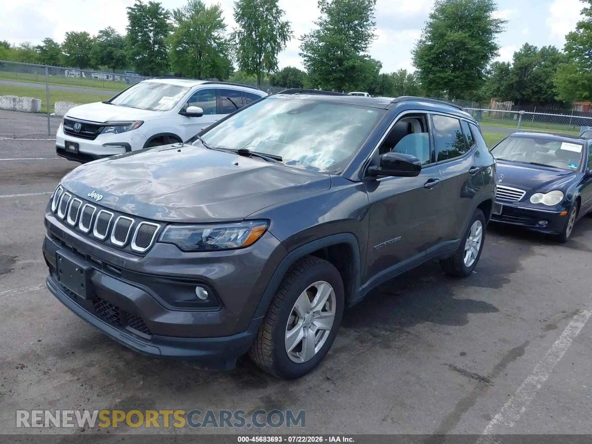 2 Photograph of a damaged car 3C4NJDBB0NT148071 JEEP COMPASS 2022