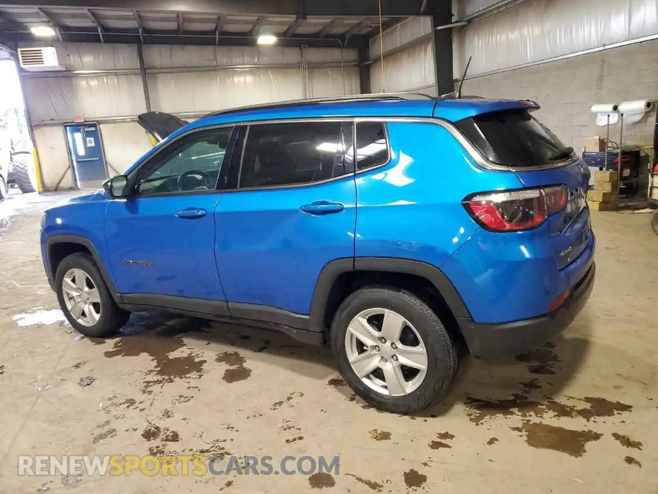 2 Photograph of a damaged car 3C4NJDBB0NT154534 JEEP COMPASS 2022