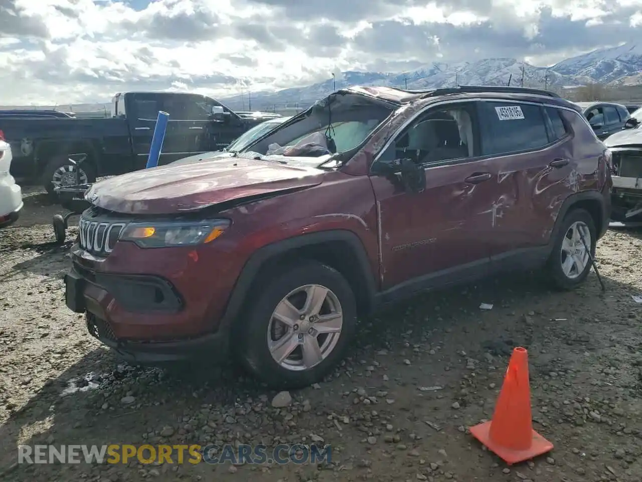 1 Photograph of a damaged car 3C4NJDBB2NT110776 JEEP COMPASS 2022