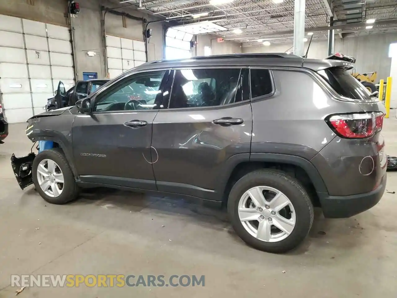 2 Photograph of a damaged car 3C4NJDBB2NT155247 JEEP COMPASS 2022
