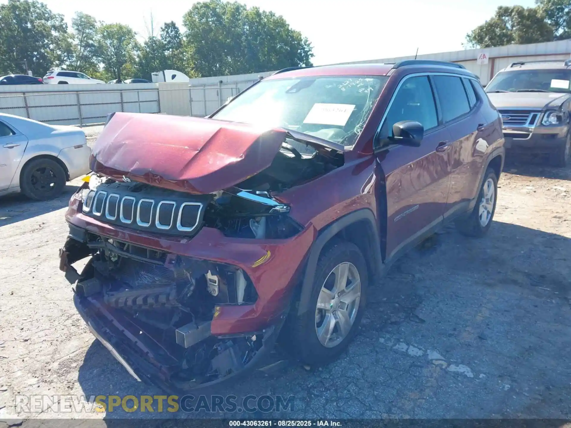2 Photograph of a damaged car 3C4NJDBB2NT165521 JEEP COMPASS 2022