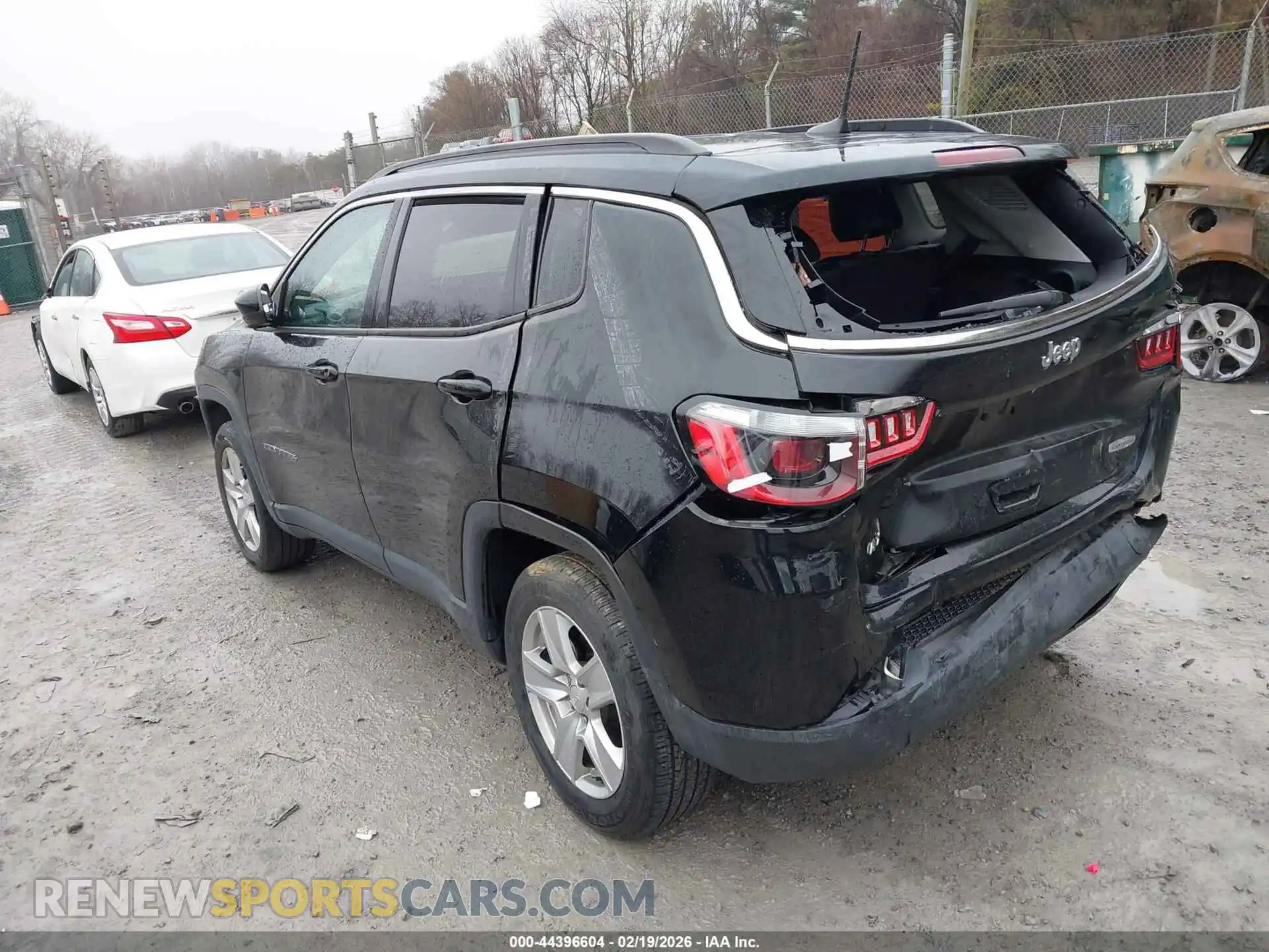 3 Photograph of a damaged car 3C4NJDBB2NT174140 JEEP COMPASS 2022