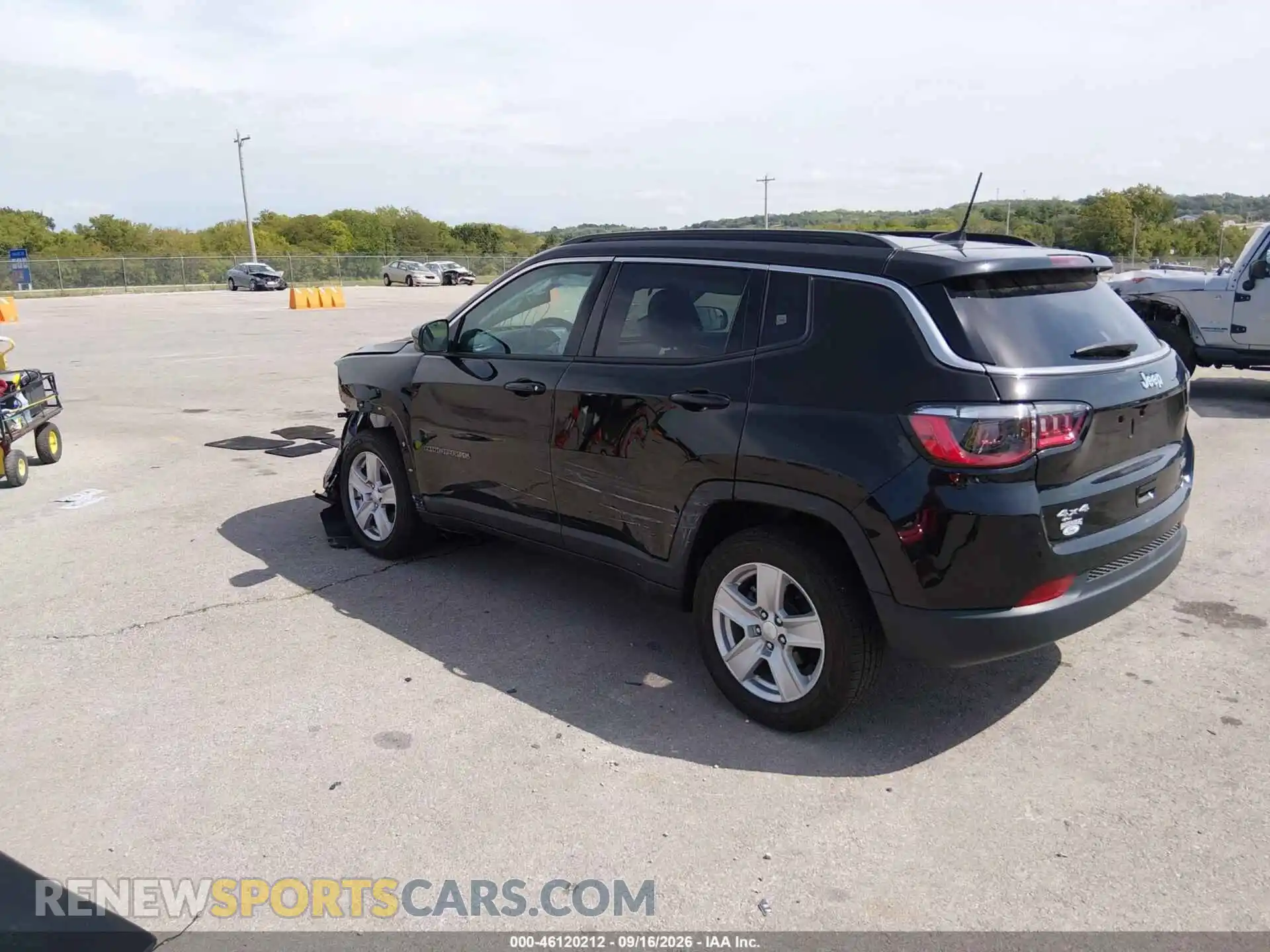 3 Фотография поврежденного автомобиля 3C4NJDBB3NT231199 JEEP COMPASS 2022
