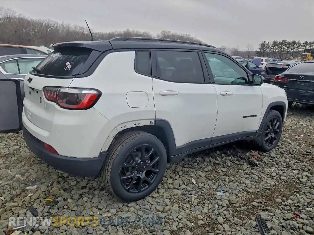 3 Photograph of a damaged car 3C4NJDBB4NT221491 JEEP COMPASS 2022