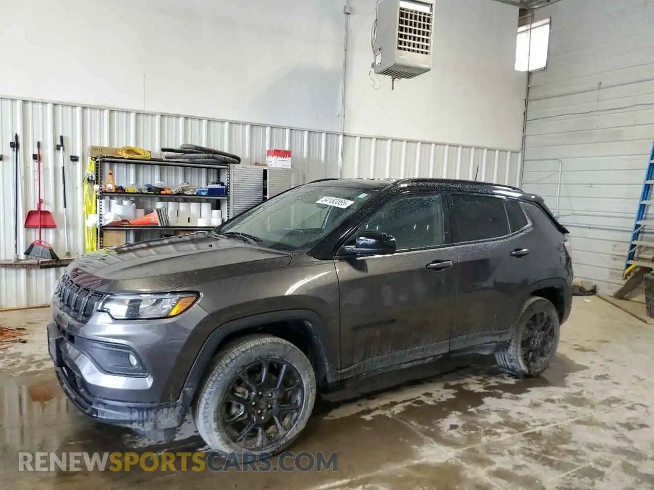 1 Photograph of a damaged car 3C4NJDBB4NT222303 JEEP COMPASS 2022