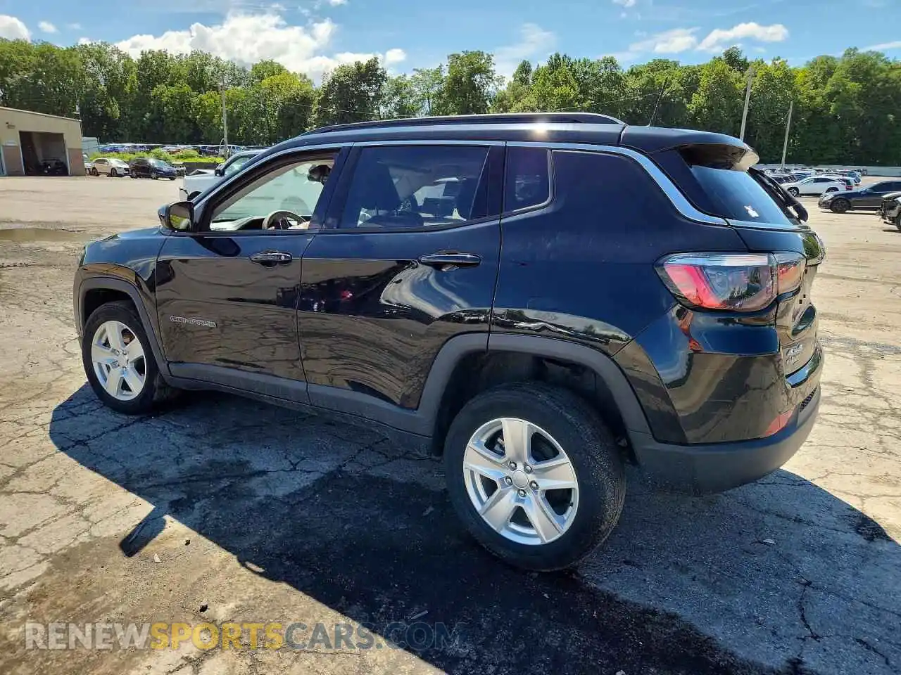 2 Photograph of a damaged car 3C4NJDBB5NT121741 JEEP COMPASS 2022