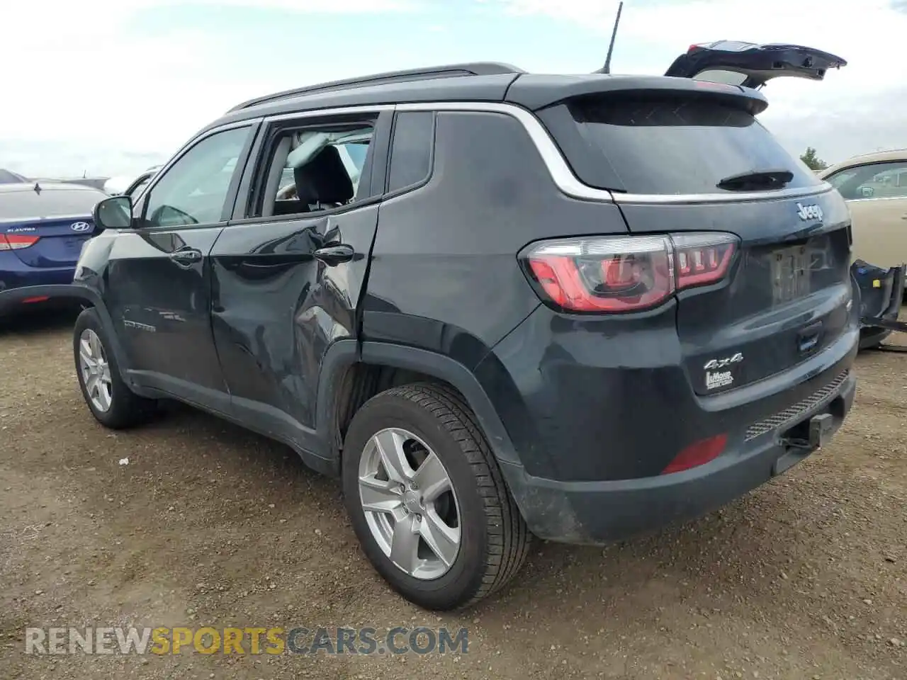 2 Photograph of a damaged car 3C4NJDBB7NT107601 JEEP COMPASS 2022
