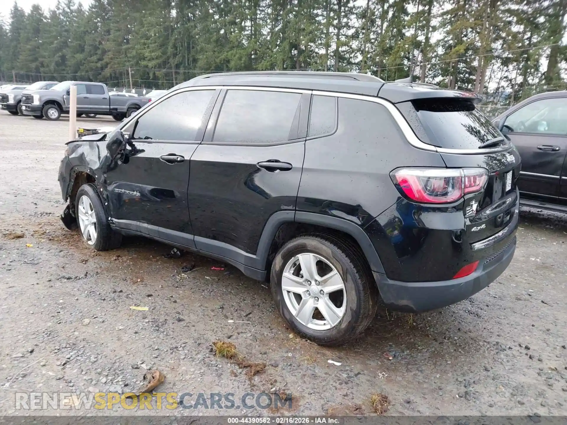 3 Photograph of a damaged car 3C4NJDBB8NT102486 JEEP COMPASS 2022