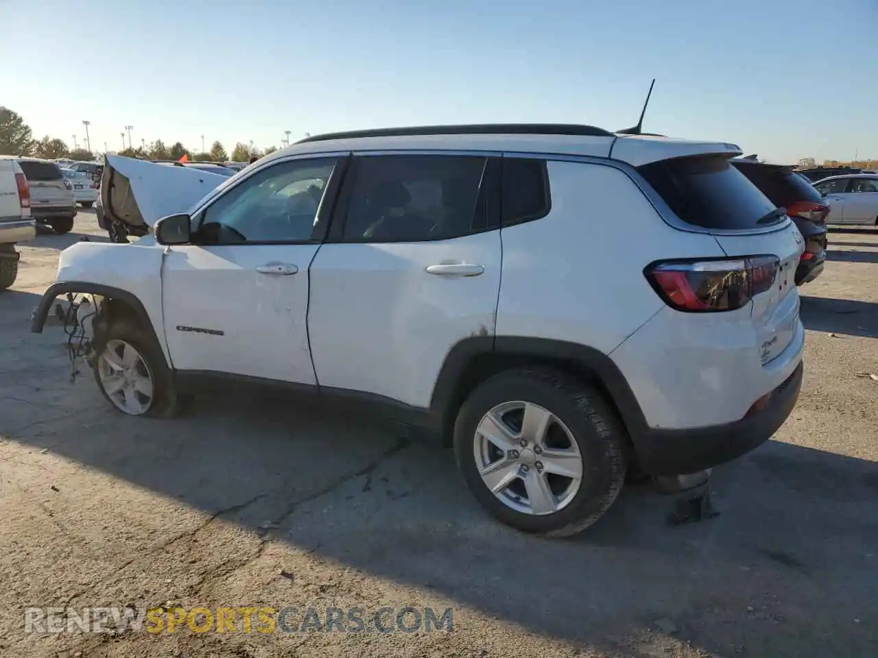 2 Photograph of a damaged car 3C4NJDBB8NT134368 JEEP COMPASS 2022