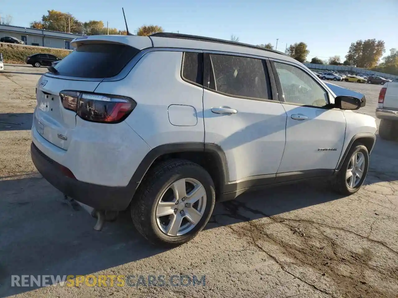 3 Photograph of a damaged car 3C4NJDBB8NT134368 JEEP COMPASS 2022
