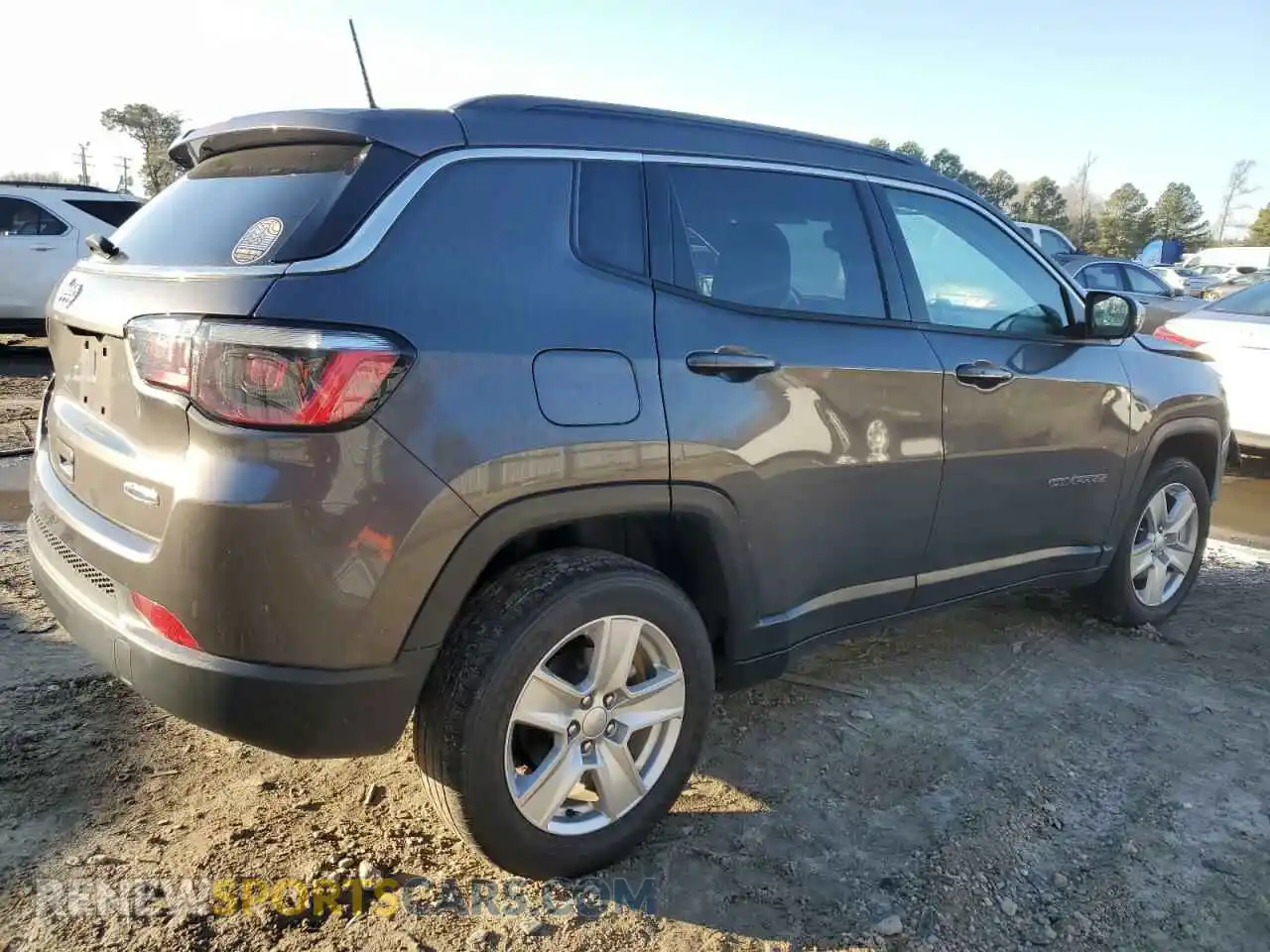 3 Photograph of a damaged car 3C4NJDBB8NT157875 JEEP COMPASS 2022