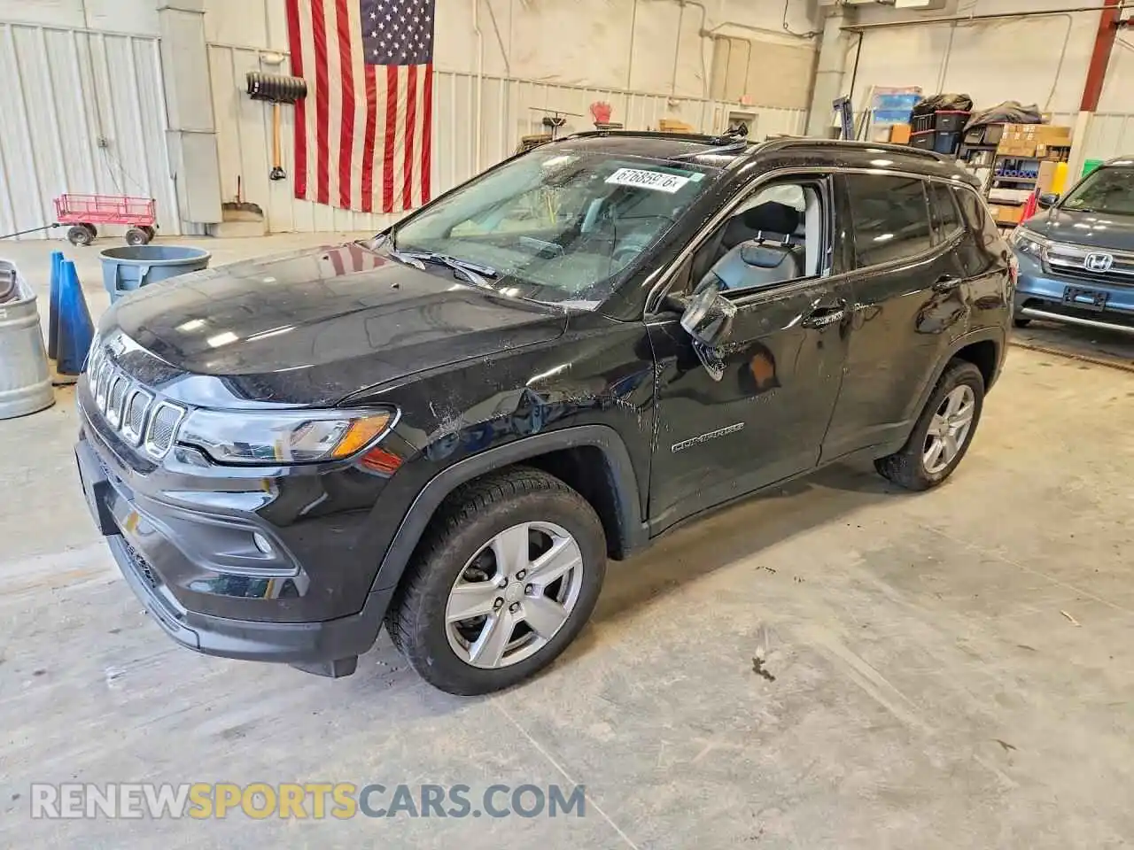 1 Фотография поврежденного автомобиля 3C4NJDBB8NT217413 JEEP COMPASS 2022