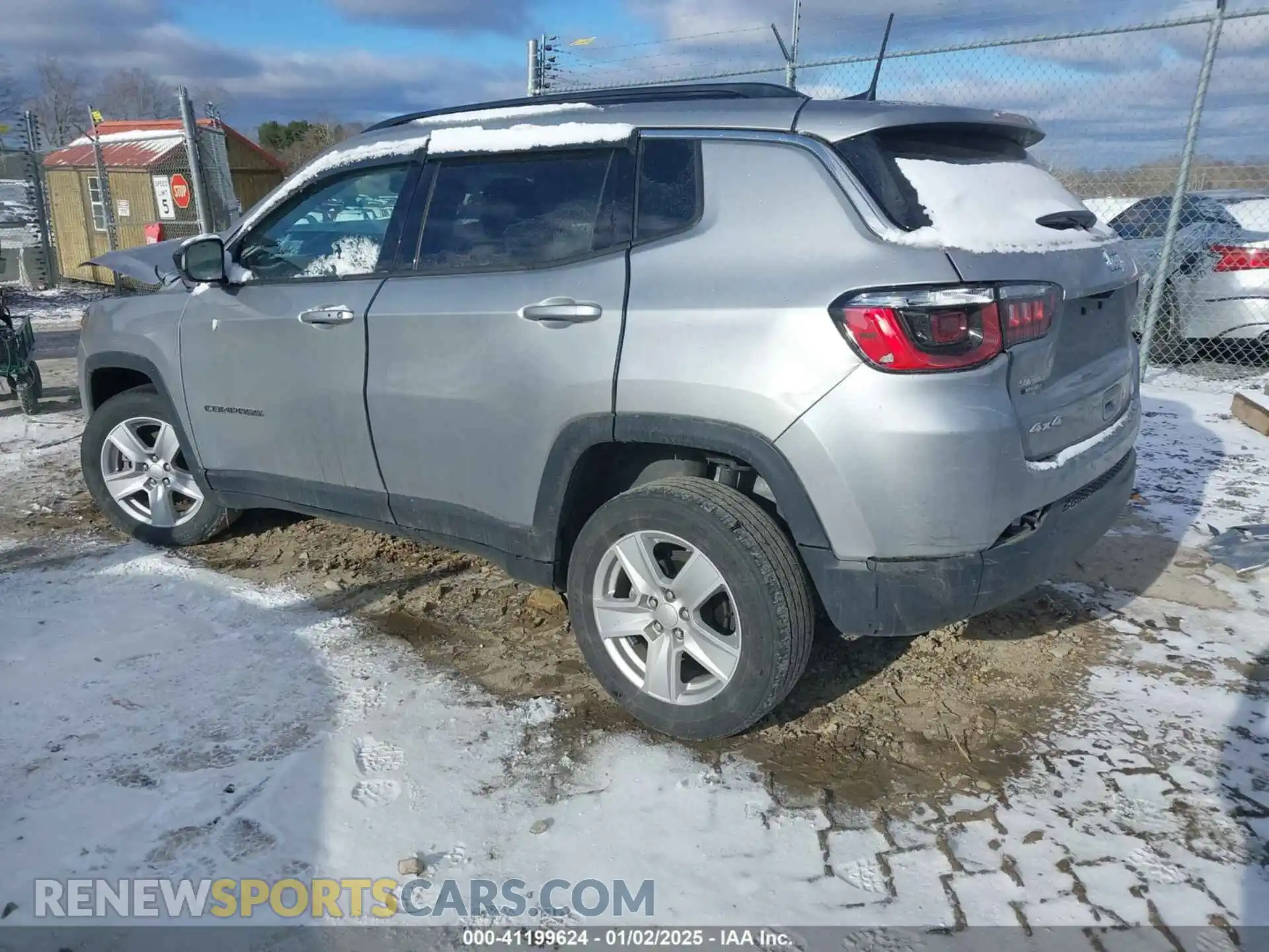 3 Photograph of a damaged car 3C4NJDBB8NT232820 JEEP COMPASS 2022