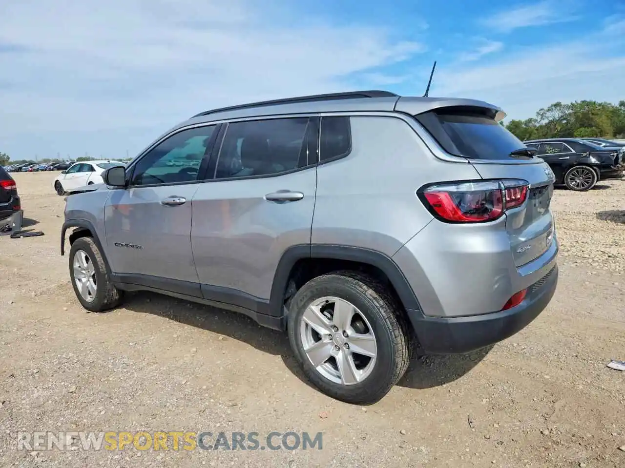 2 fotografías del automóvil dañado 3C4NJDBB9NT165631 JEEP COMPASS 2022