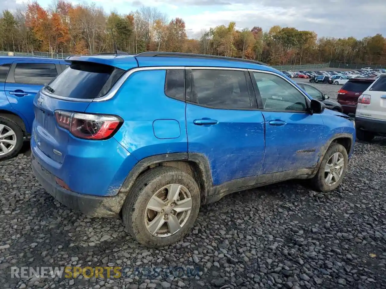 3 Photograph of a damaged car 3C4NJDBBXNT176444 JEEP COMPASS 2022