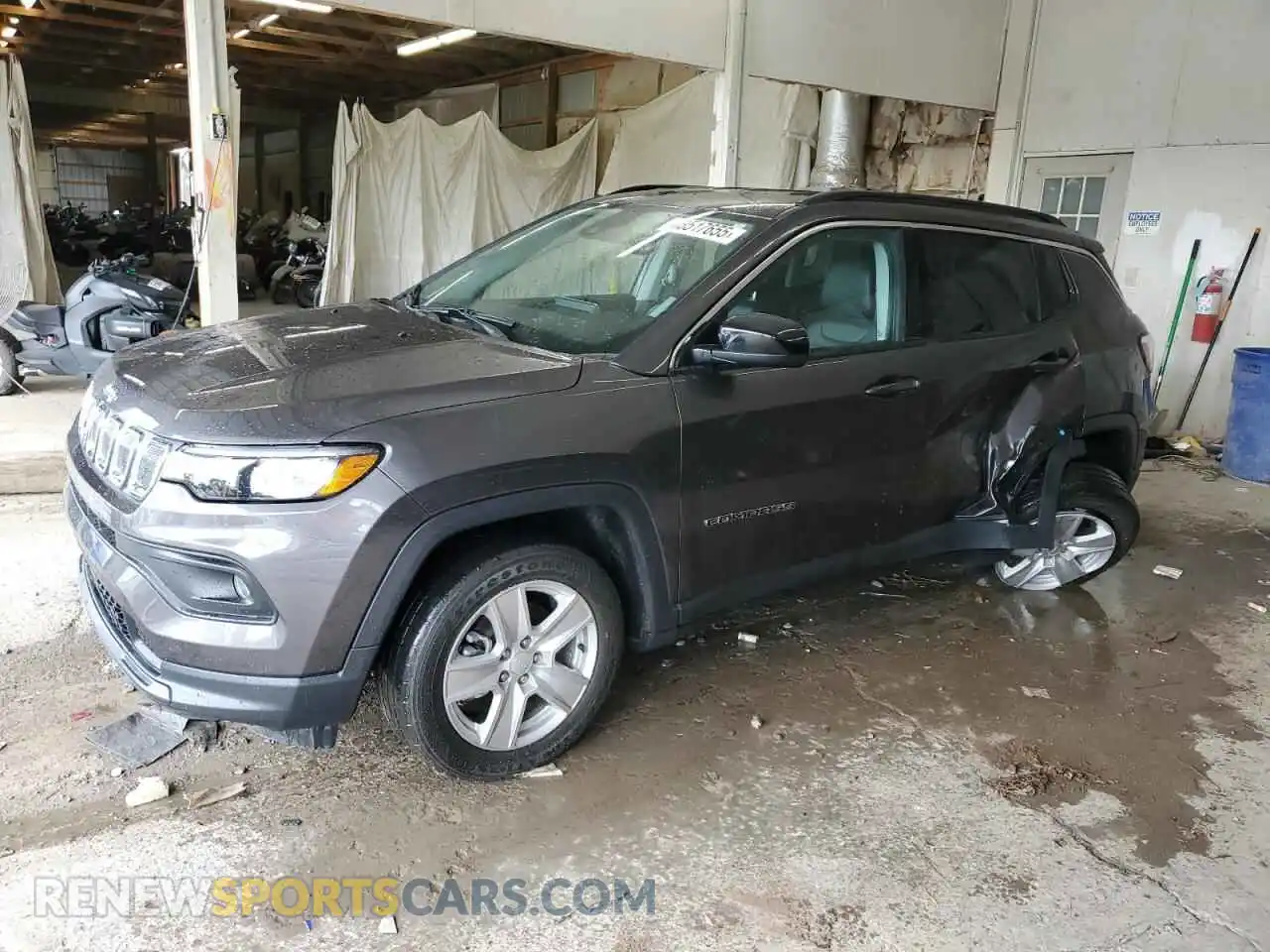 1 Photograph of a damaged car 3C4NJDBBXNT183104 JEEP COMPASS 2022