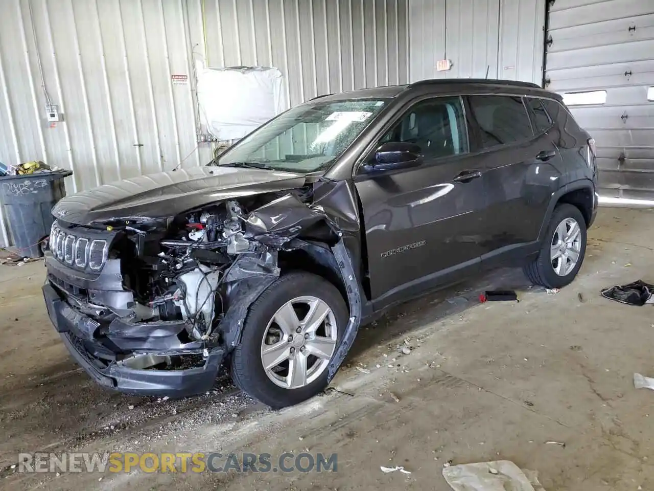 1 Photograph of a damaged car 3C4NJDBBXNT208602 JEEP COMPASS 2022