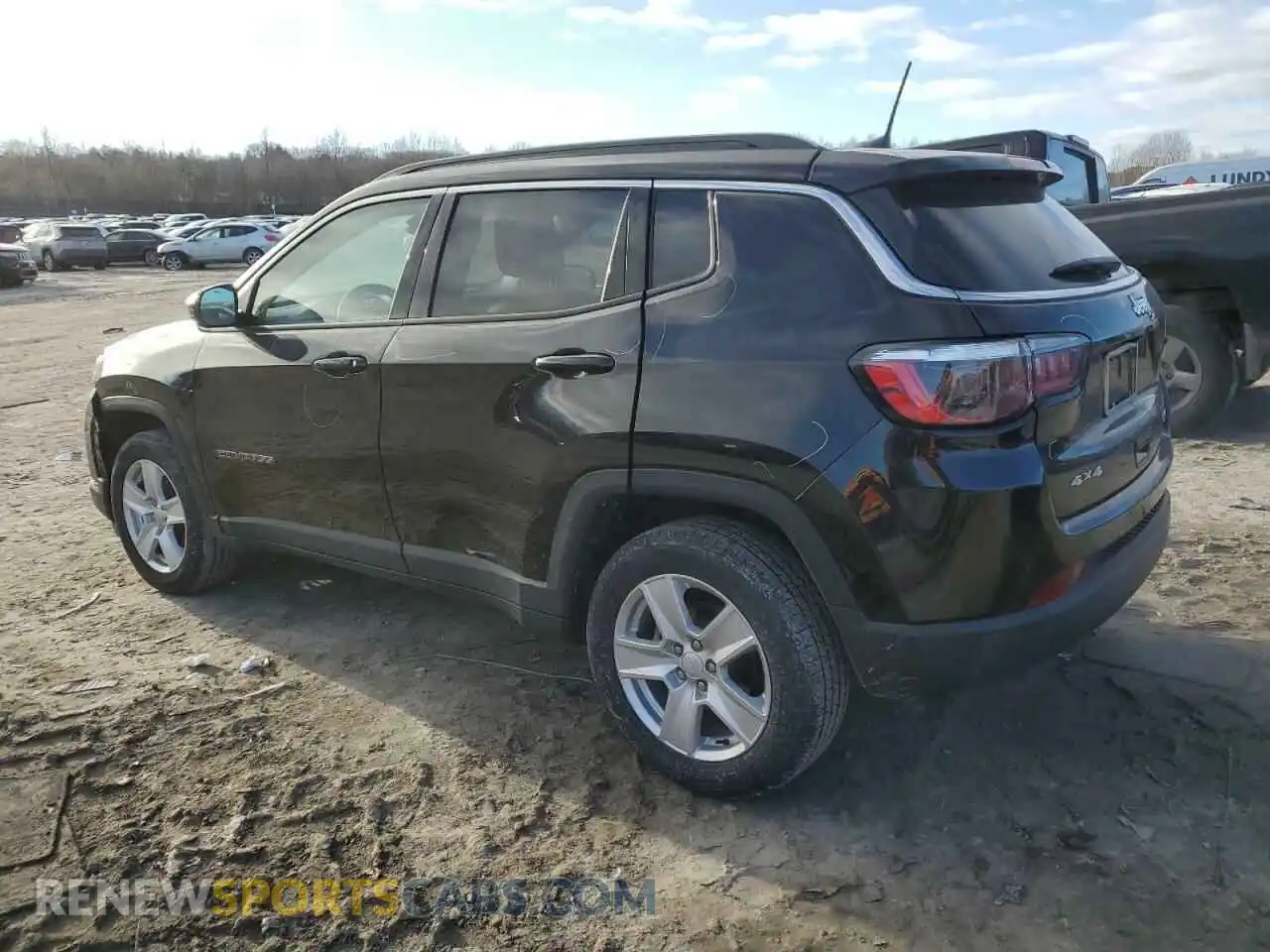 2 Photograph of a damaged car 3C4NJDBBXNT230180 JEEP COMPASS 2022