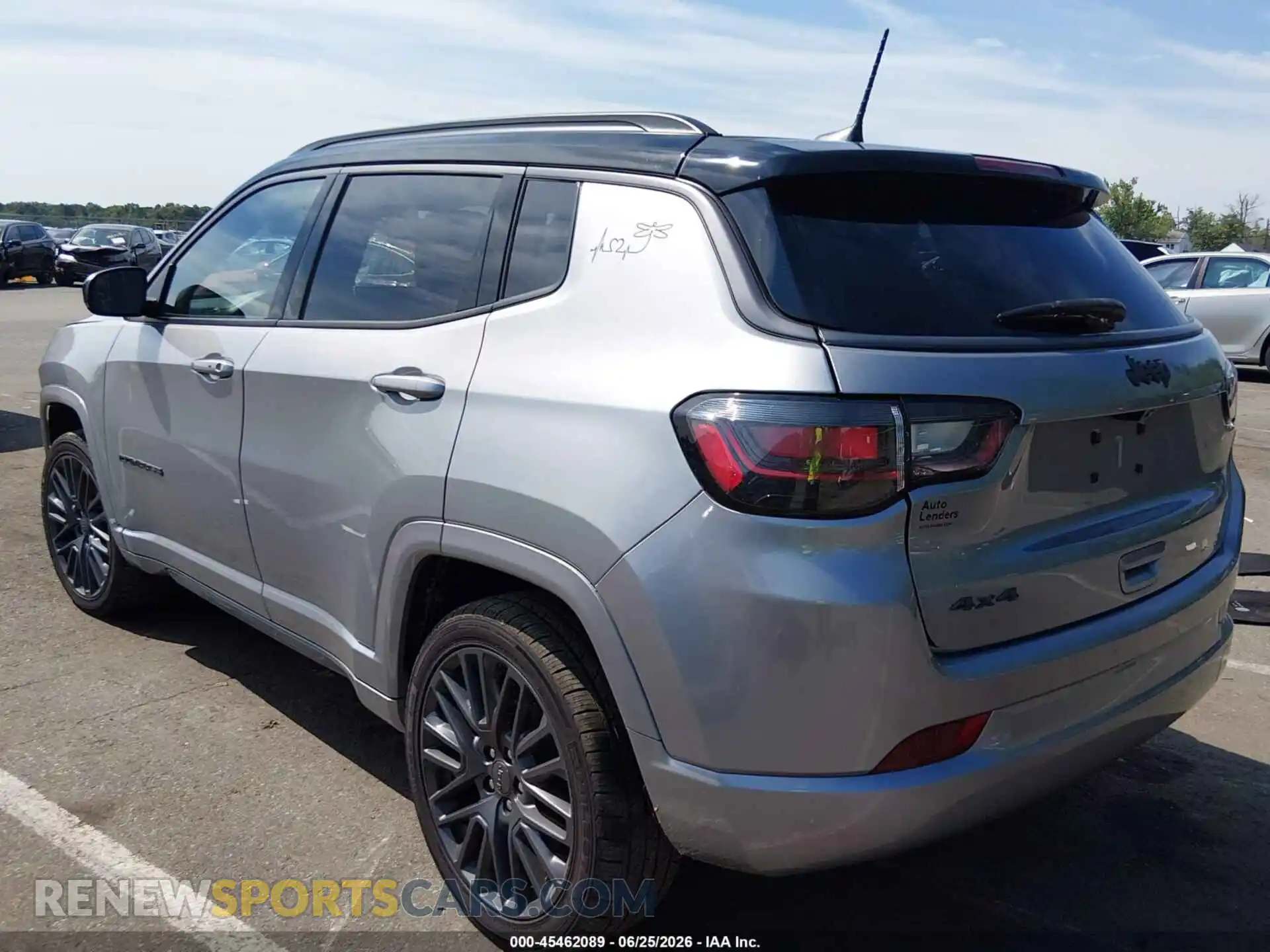 3 Photograph of a damaged car 3C4NJDCB0NT182901 JEEP COMPASS 2022