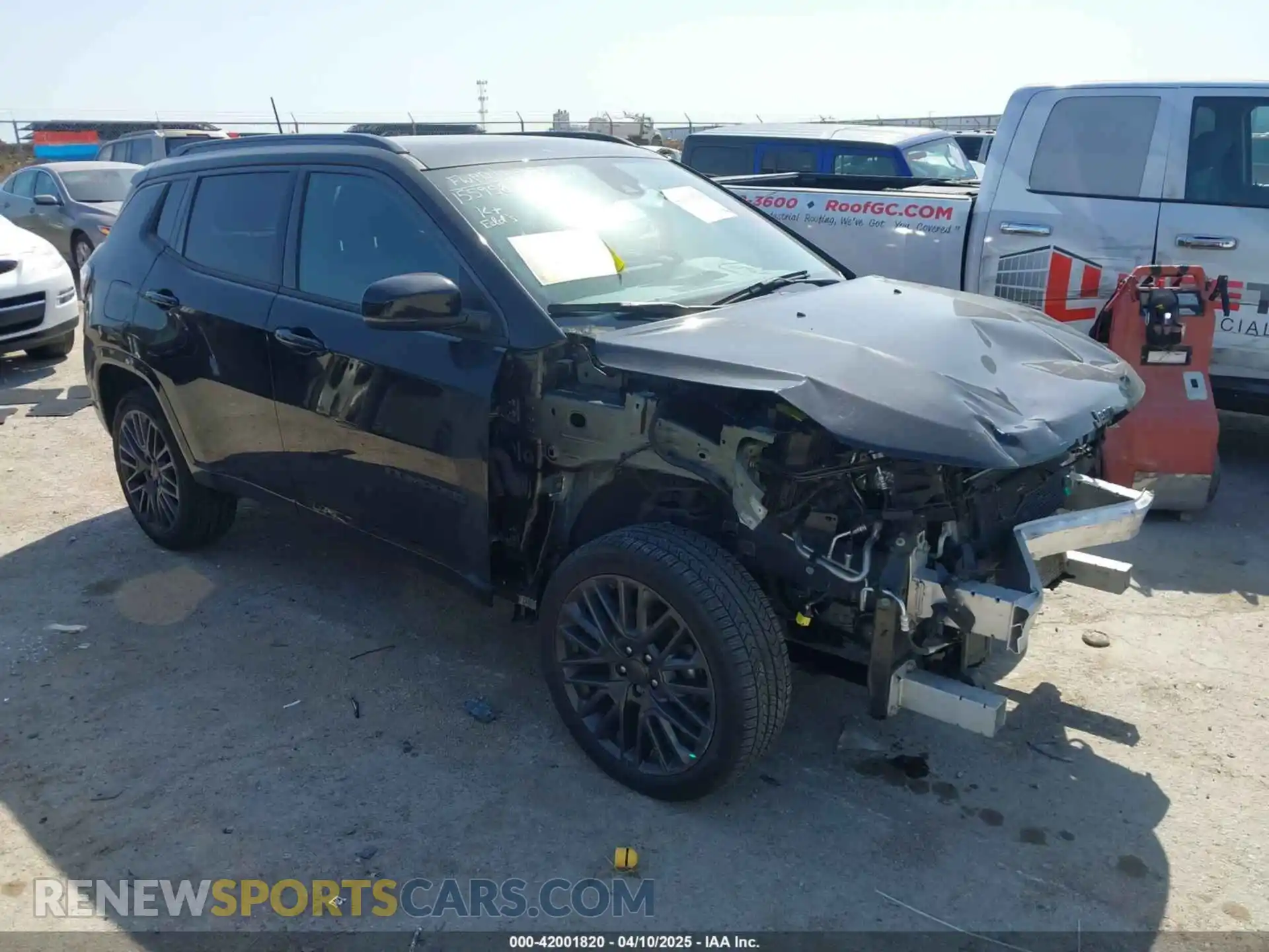 1 Photograph of a damaged car 3C4NJDCB3NT157863 JEEP COMPASS 2022