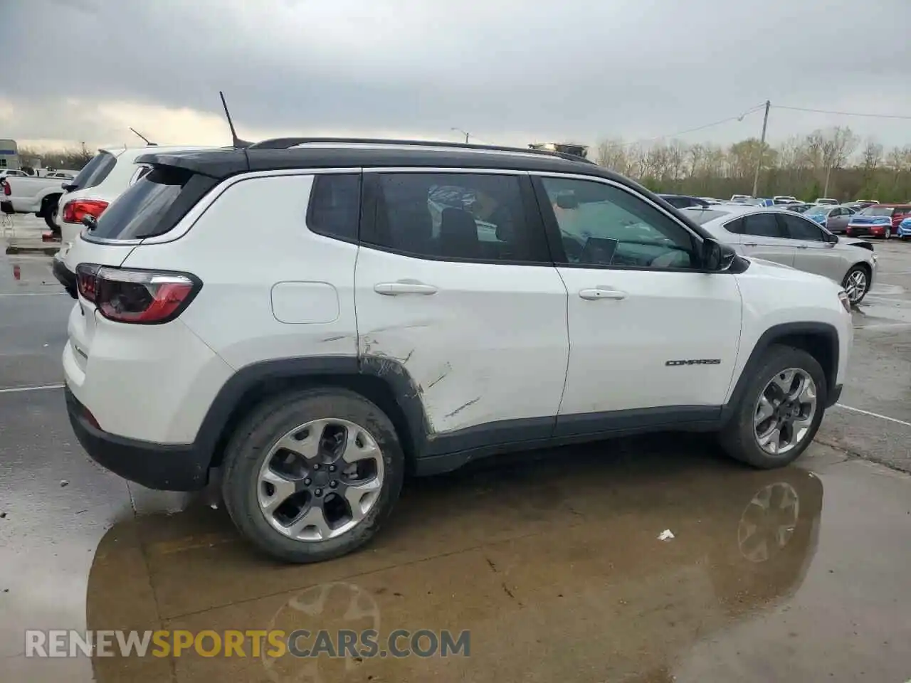 3 Photograph of a damaged car 3C4NJDCB4NT135368 JEEP COMPASS 2022