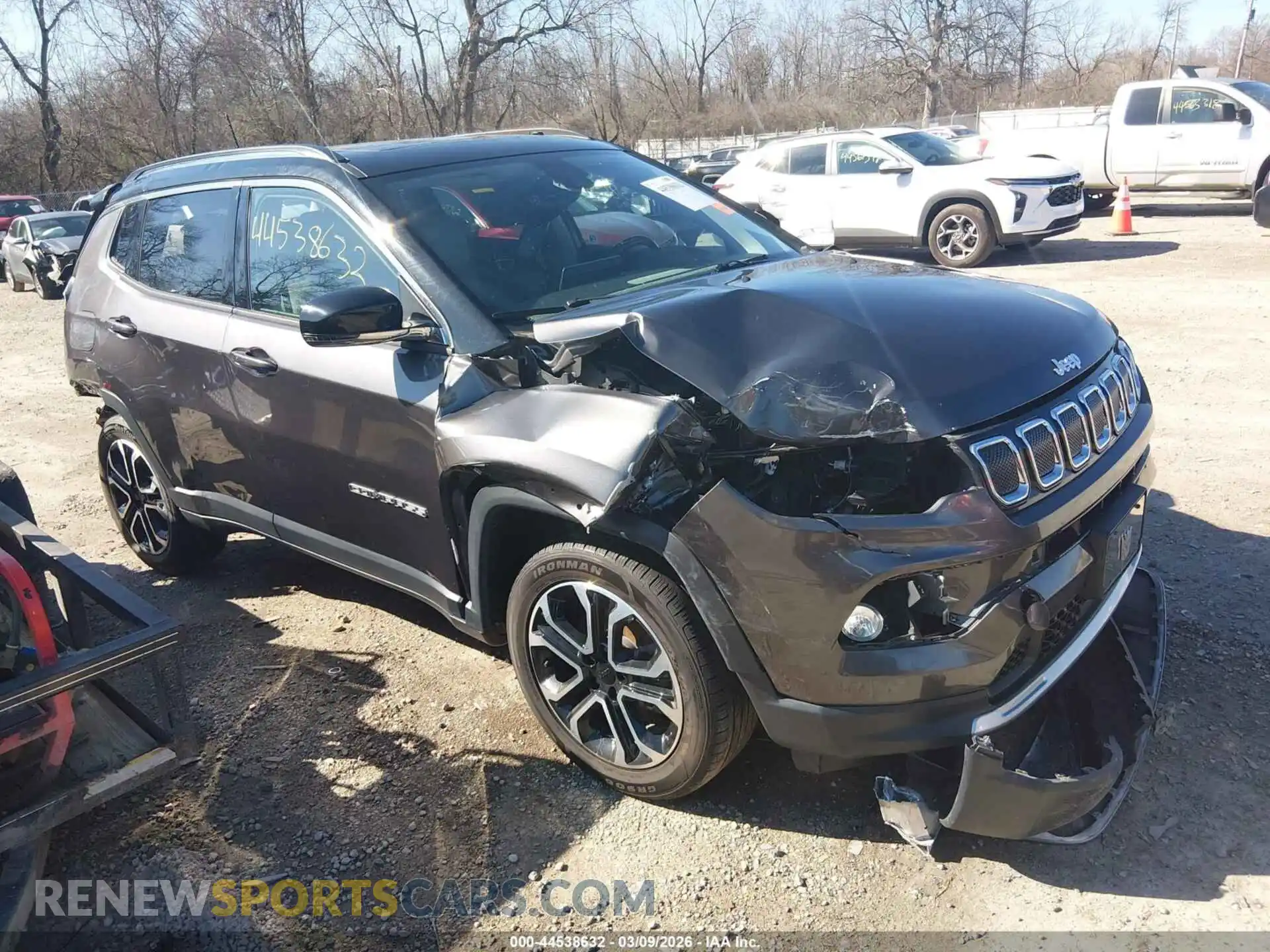1 Photograph of a damaged car 3C4NJDCB5NT169447 JEEP COMPASS 2022
