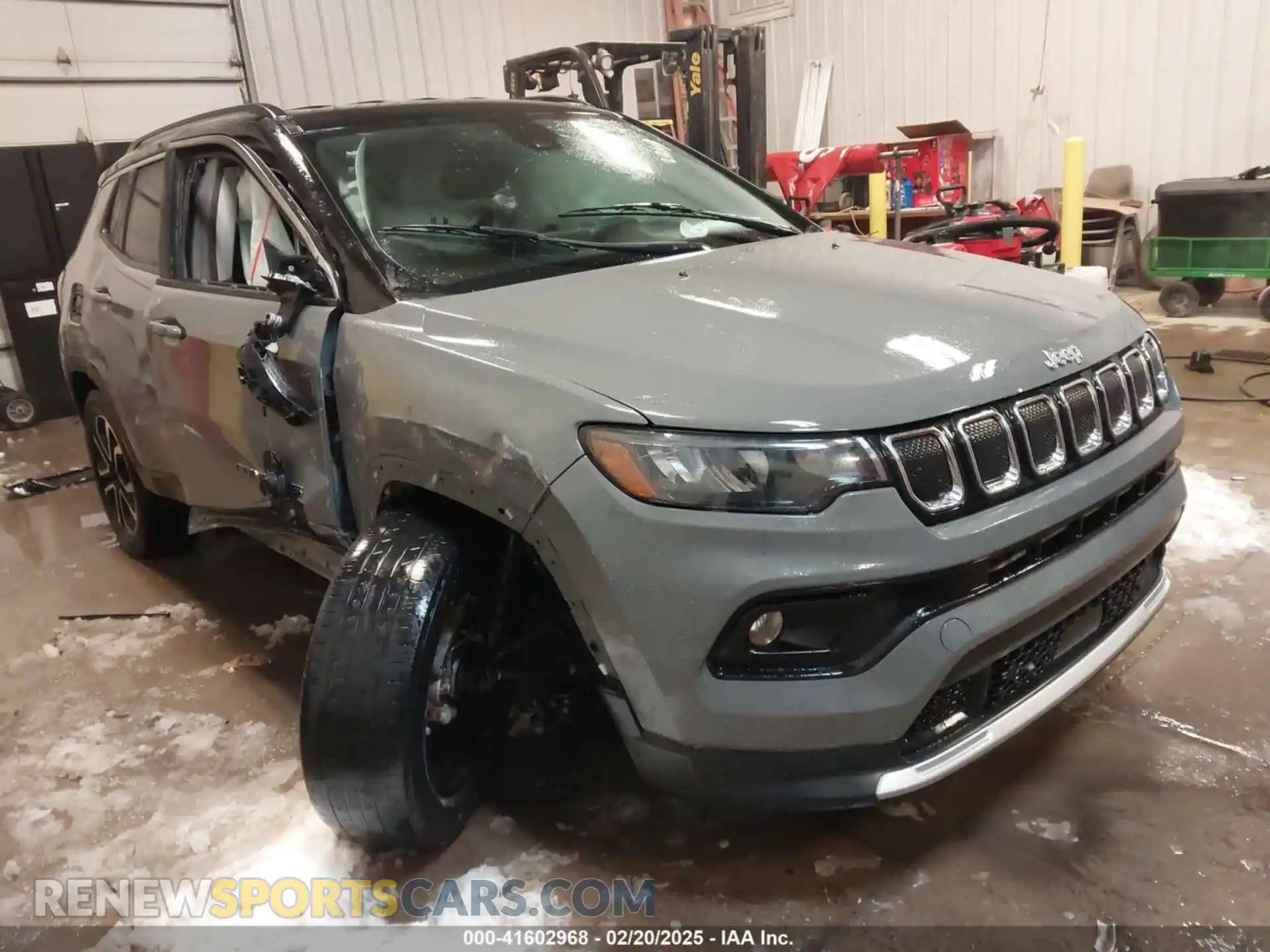 1 Photograph of a damaged car 3C4NJDCB9NT154482 JEEP COMPASS 2022