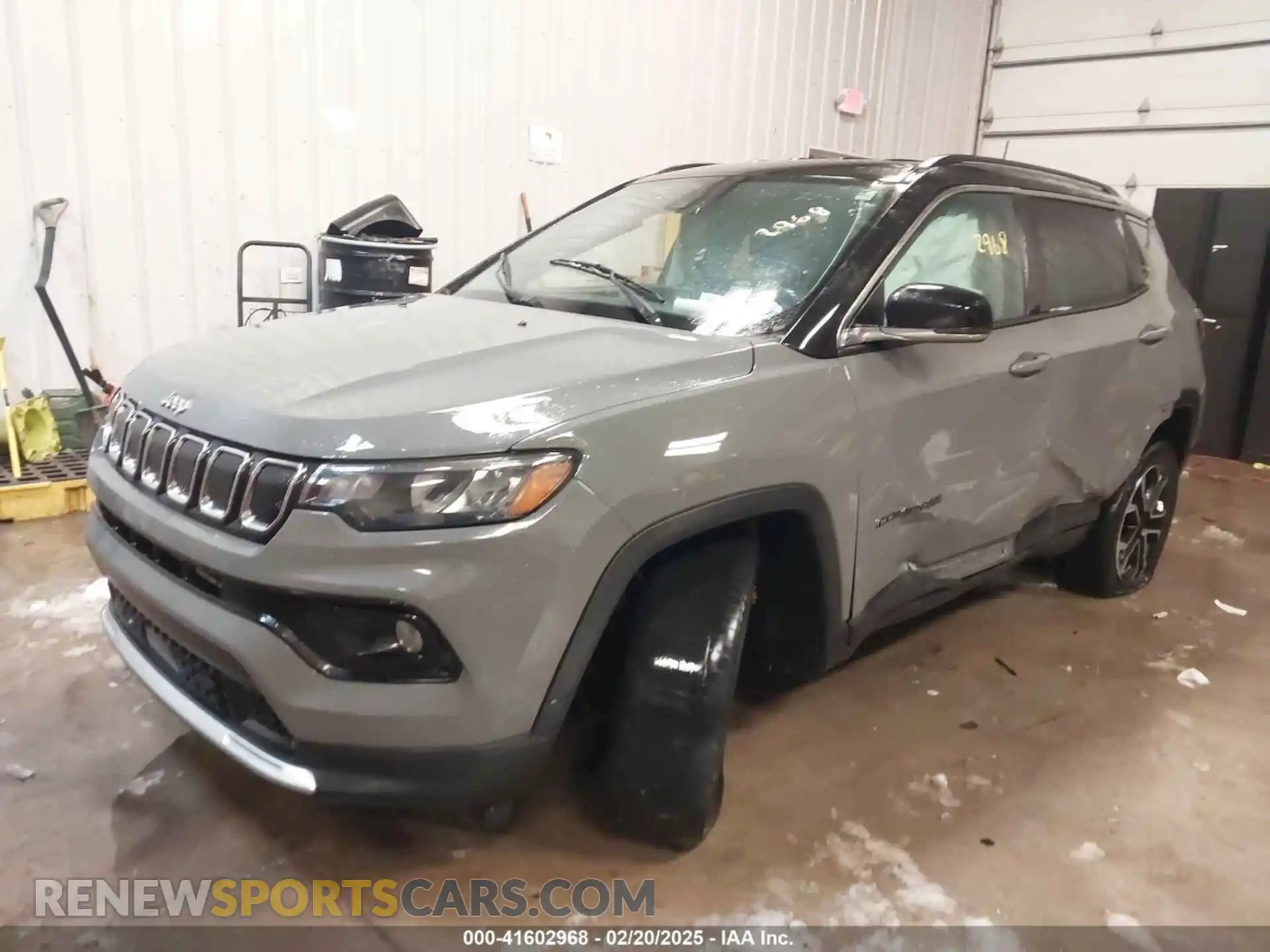 2 Photograph of a damaged car 3C4NJDCB9NT154482 JEEP COMPASS 2022