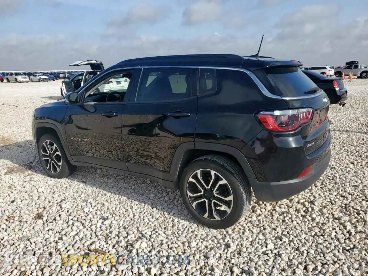 2 fotografías del automóvil dañado 3C4NJDCB9NT233022 JEEP COMPASS 2022