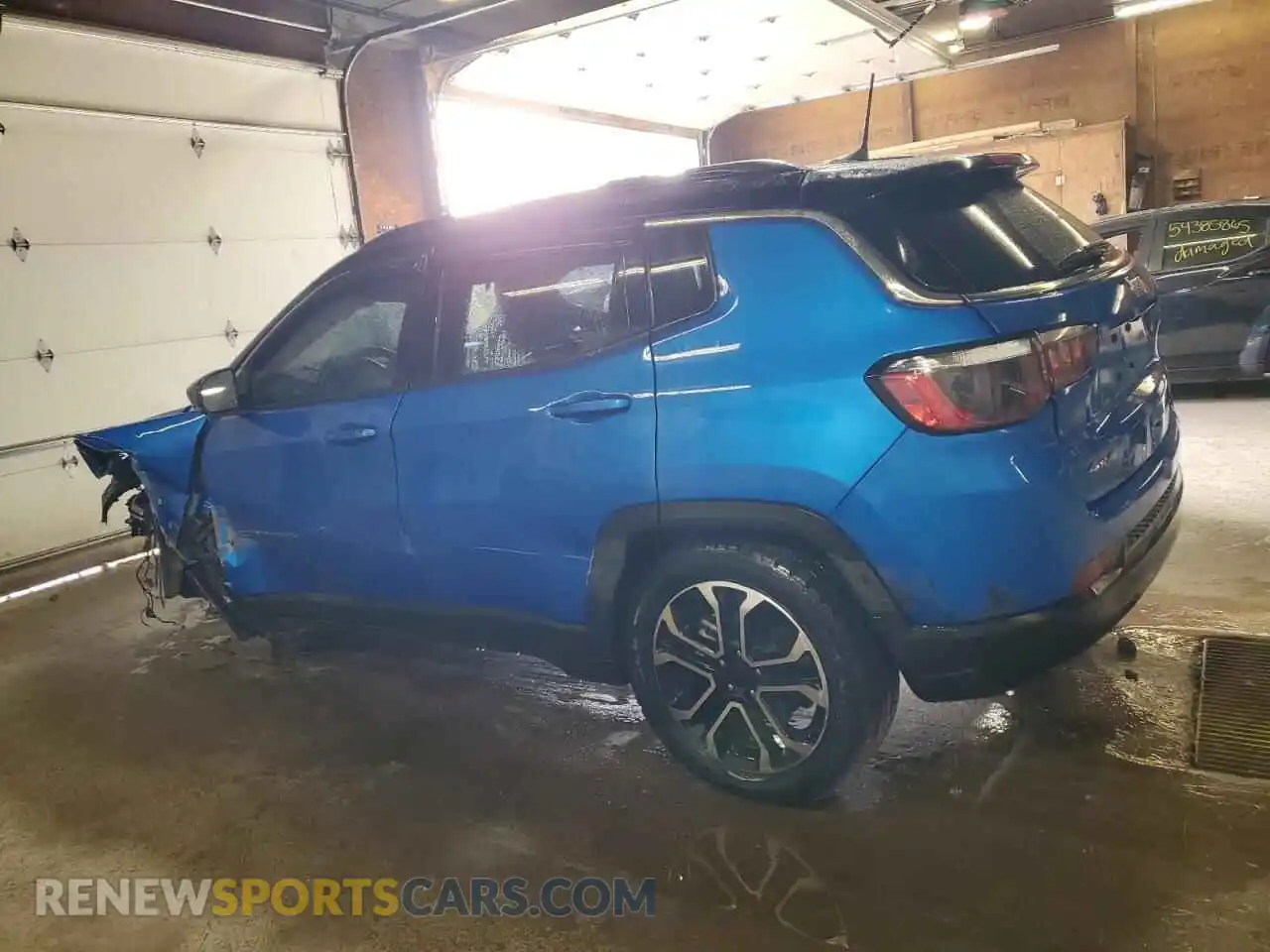 2 Photograph of a damaged car 3C4NJDCBXNT179990 JEEP COMPASS 2022