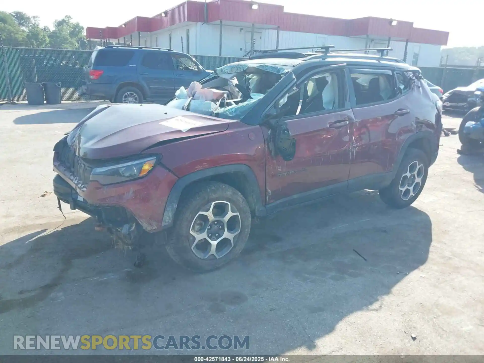 2 Photograph of a damaged car 3C4NJDDB0NT162369 JEEP COMPASS 2022
