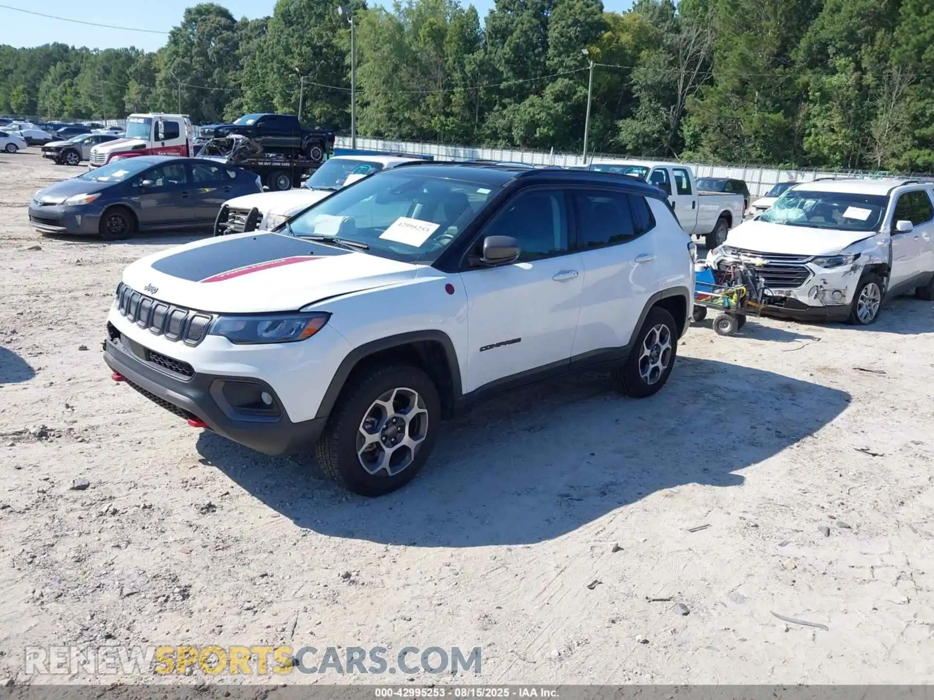 2 Photograph of a damaged car 3C4NJDDB5NT133241 JEEP COMPASS 2022