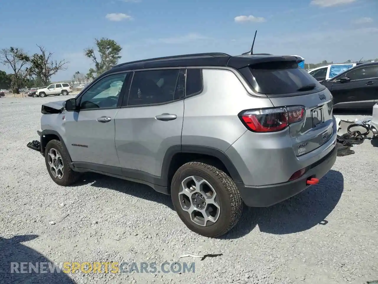2 Photograph of a damaged car 3C4NJDDB8NT101366 JEEP COMPASS 2022
