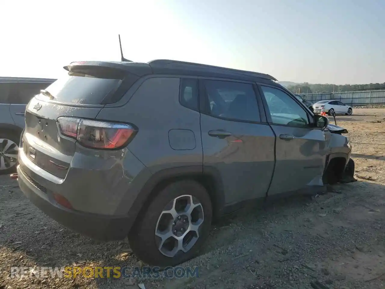 3 Фотография поврежденного автомобиля 3C4NJDDB8NT162376 JEEP COMPASS 2022