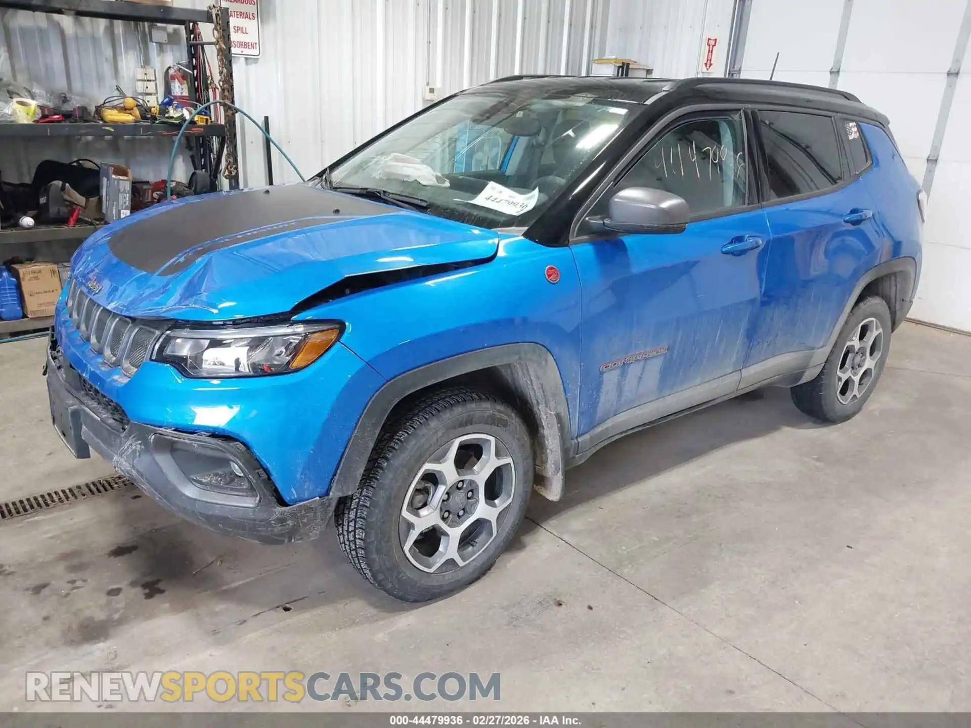 2 Photograph of a damaged car 3C4NJDDB9NT123621 JEEP COMPASS 2022