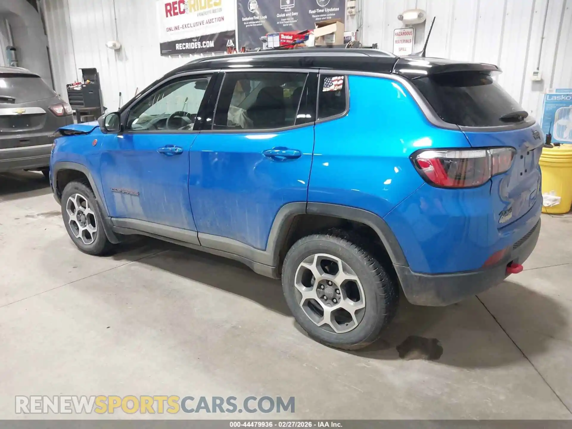 3 Photograph of a damaged car 3C4NJDDB9NT123621 JEEP COMPASS 2022